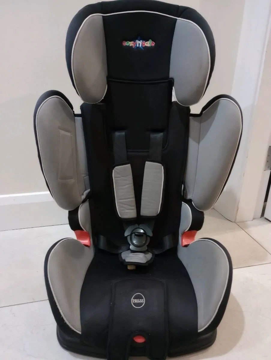 Cozy'n'safe child car seat - Image 1