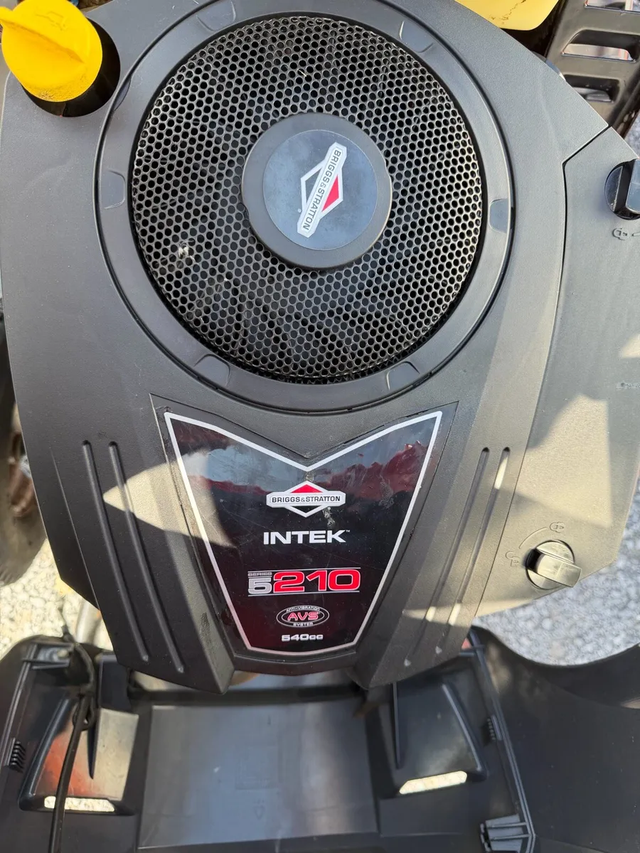 1 OWNER CASTLEGARDEN MOWER - Image 2