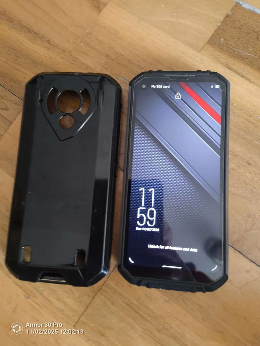 Mobile phone - Image 1