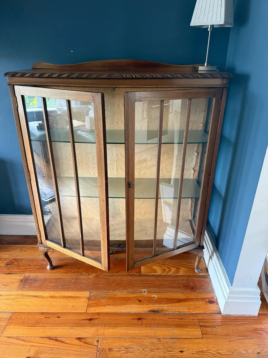 Antique display cabinet - Image 2