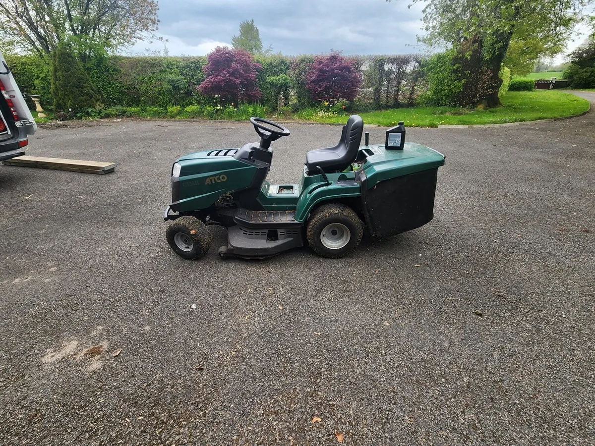 Ride on lawnmower - Image 2