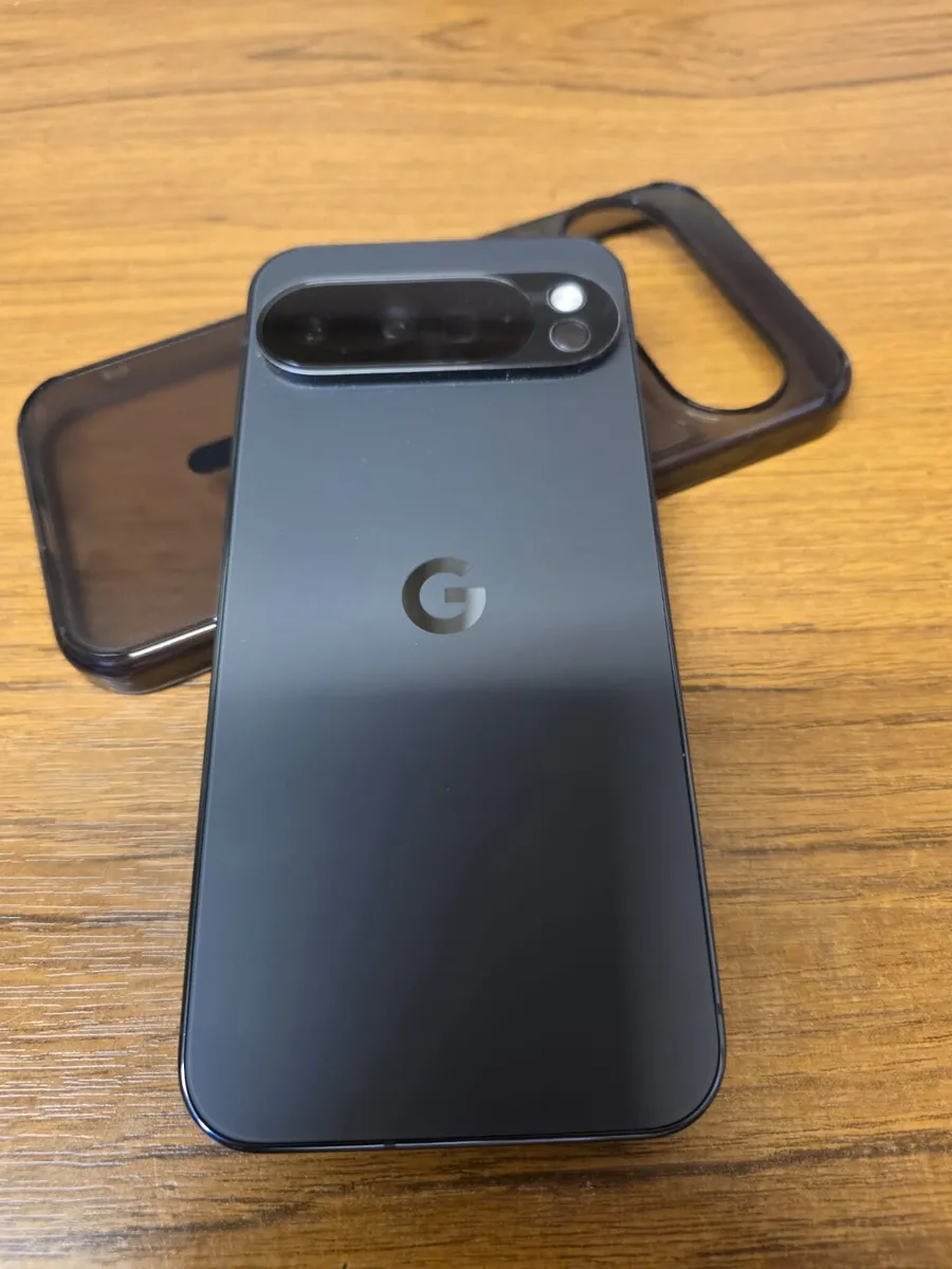 Google Pixel 10 Pro XL - Image 1