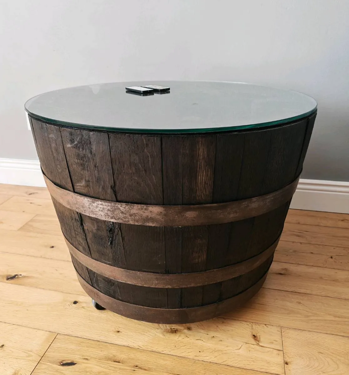 Whiskey barrel infinity tunnel coffee table - Image 2