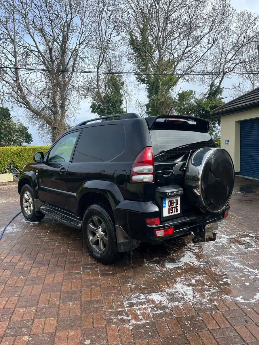 Landcruiser - Image 4