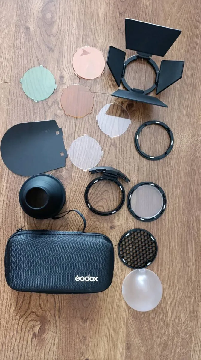 Godox AK-RT flash accesories kit
