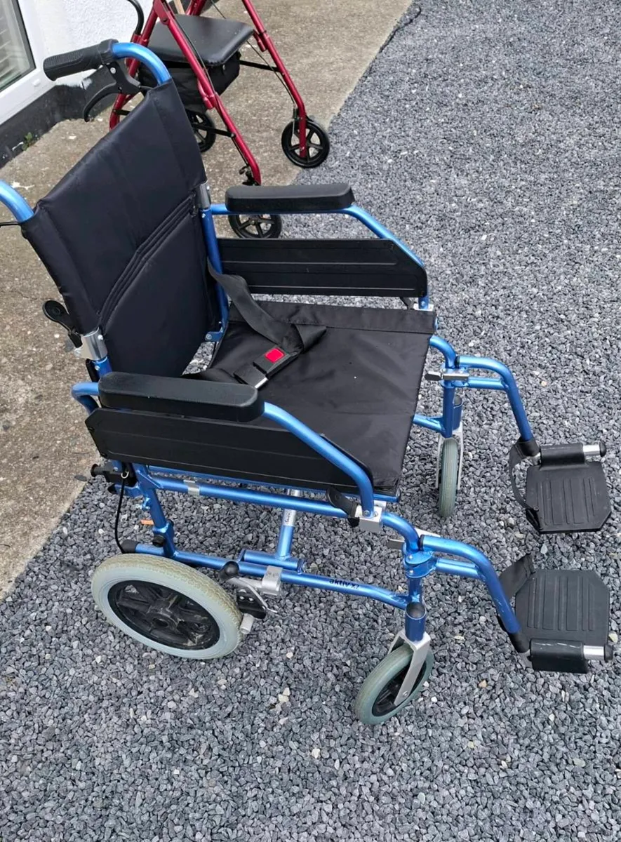 Wheelchair - Image 3