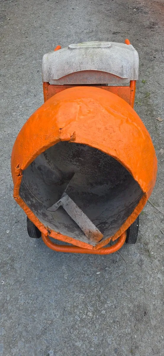 Cement mixer petrol - Image 4