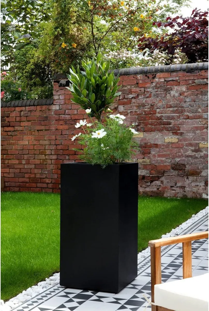 Set of 2 Small 50cm Tall Black Reinforced Stone - Image 2