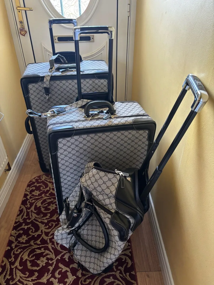 Vintage Ralph Lauren matching luggage set. - Image 1
