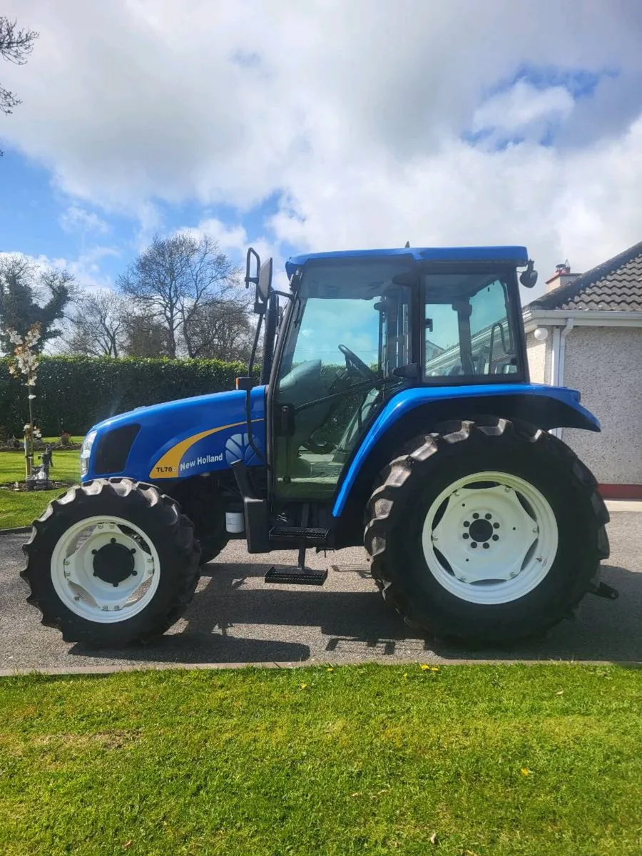 New Holland TL70A - Image 1