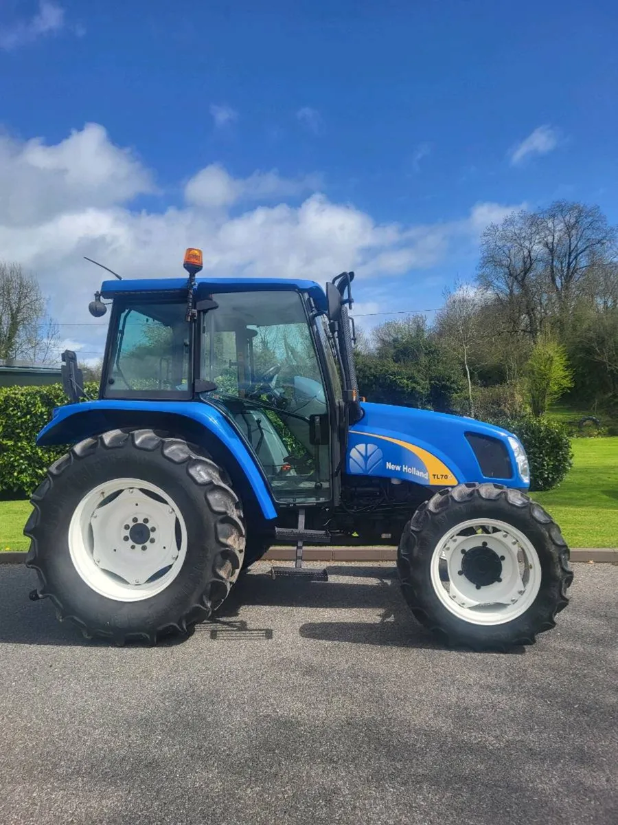 New Holland TL70A - Image 3