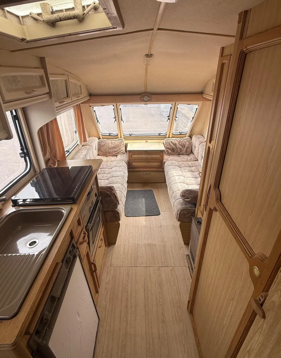 5berth Elddis caravan for sale - Image 2