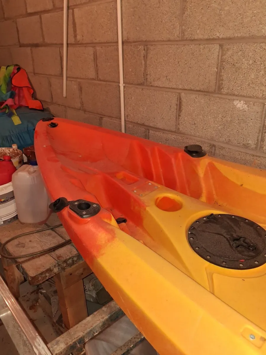 Kayak - Image 2