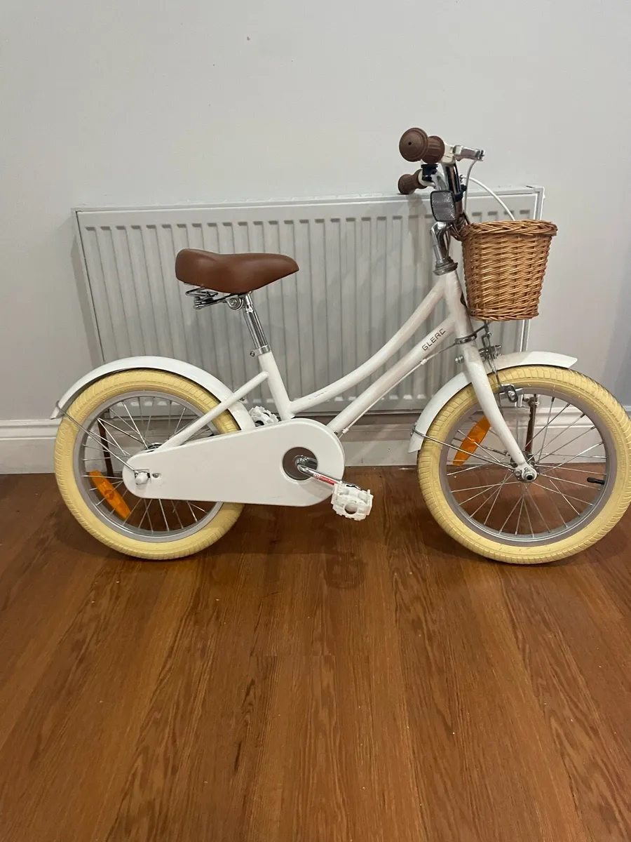 Girls Bicycle - Image 2