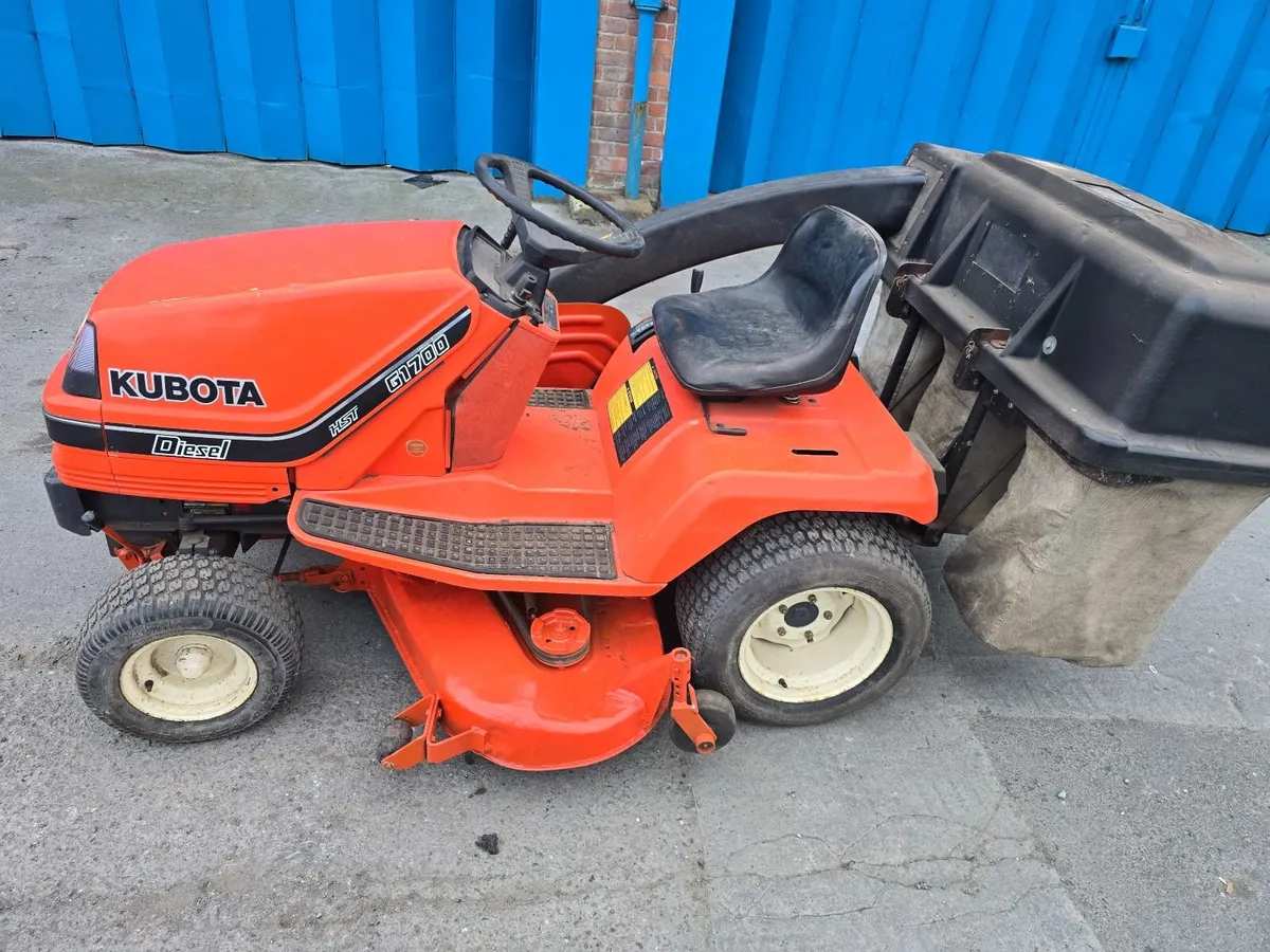Kubota diesel mower just 400 hours on it - Image 4