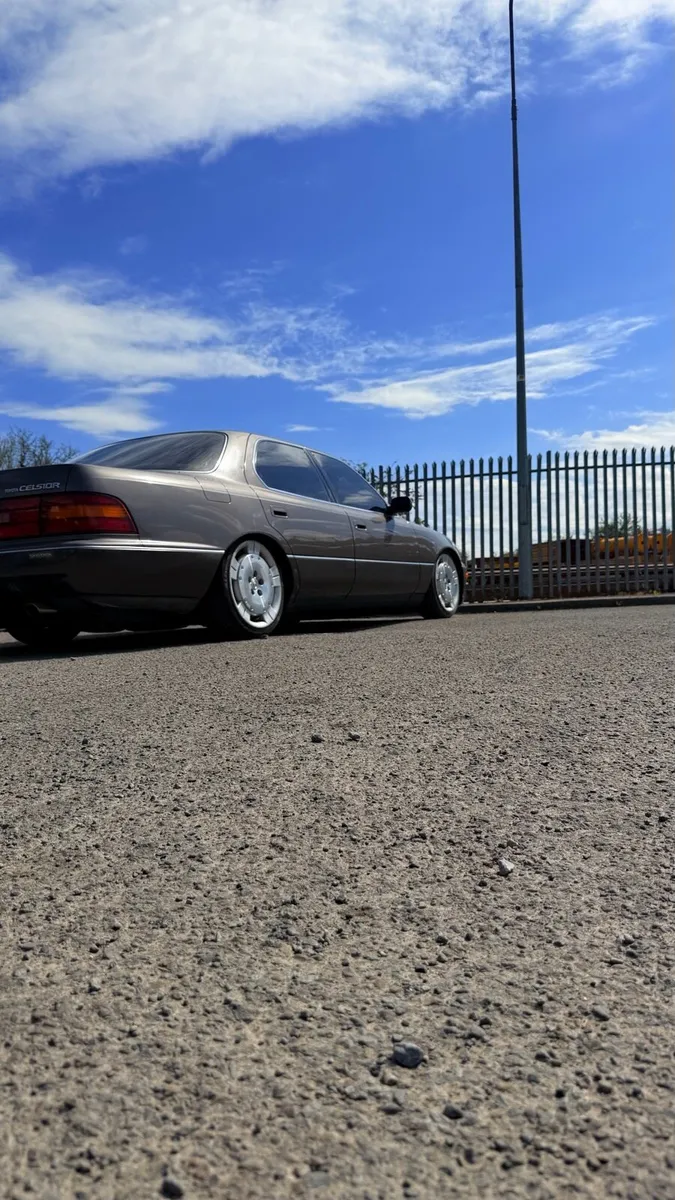1992 Toyota Celsior v8 - Image 3