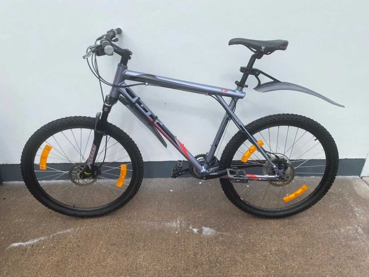 GT Avalanche 1.0 mountain bike - Image 2