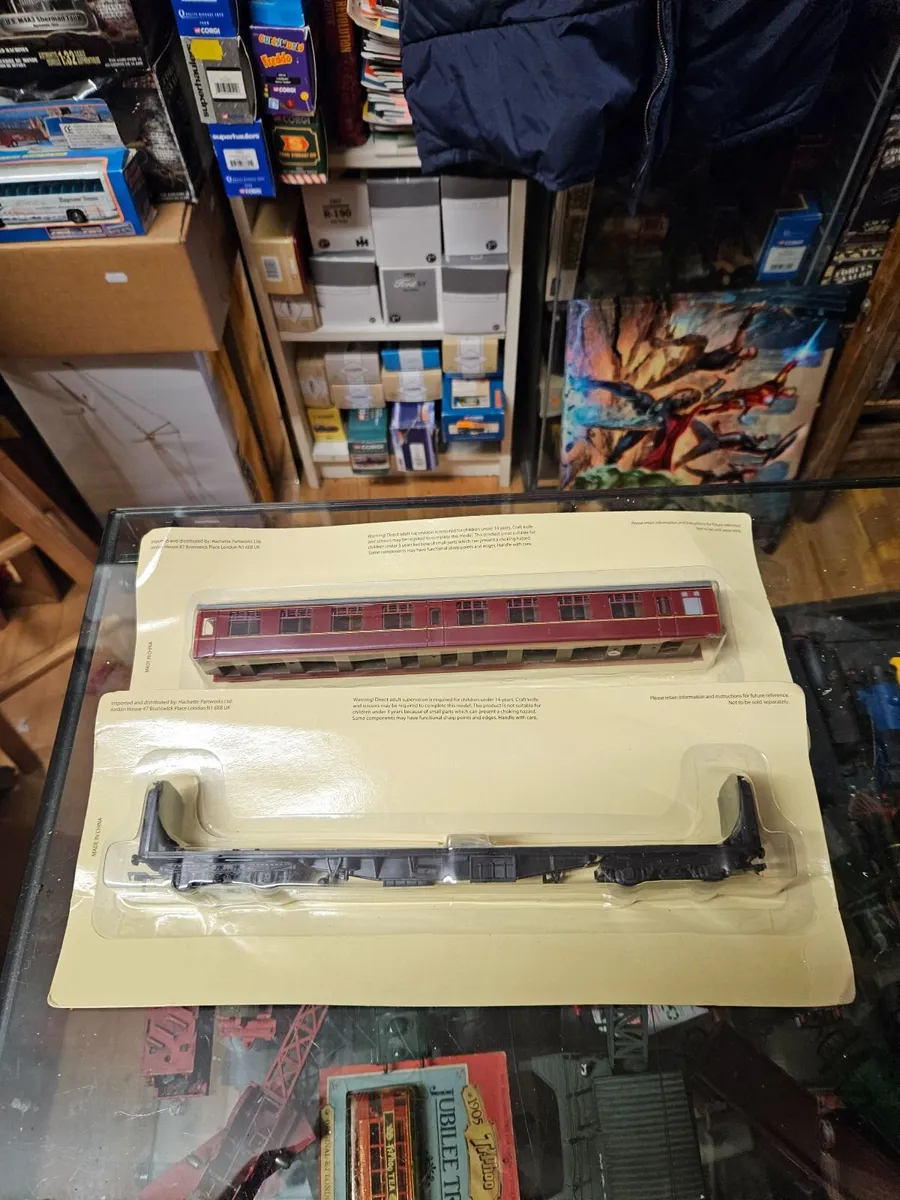 Hornby OO Gauge Carraige