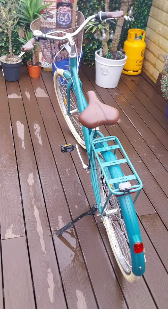 Ladies bicycle . Artane . Excellent condition - Image 3