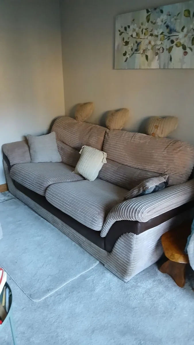 3 Seater Sofa - Image 4