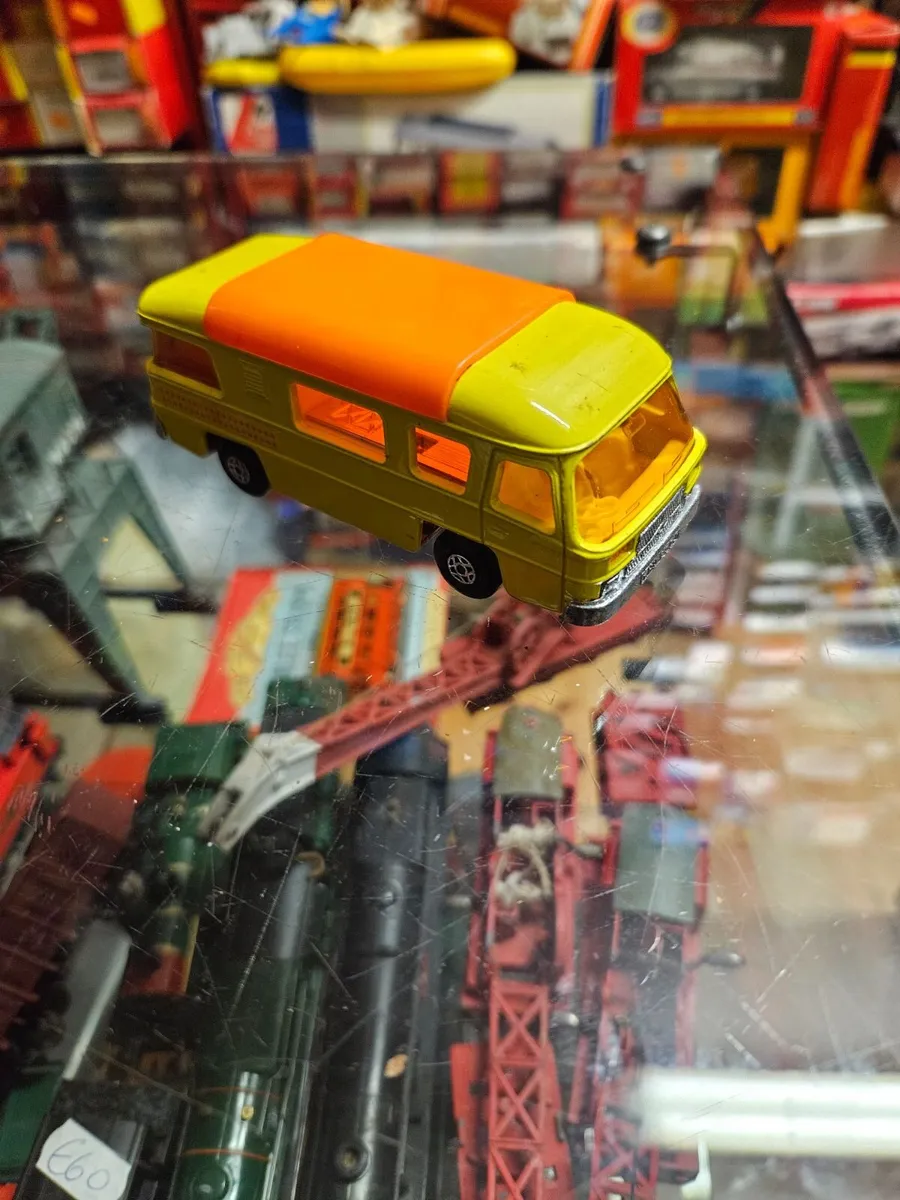 Matchbox Superkings Camper Van - Image 3