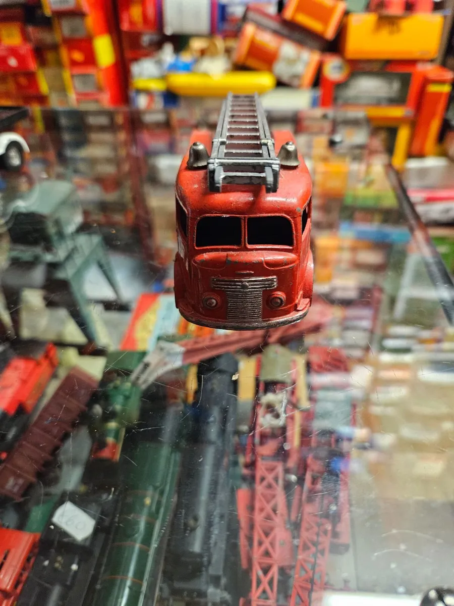 Dinky 1950's Fire Engine - Image 1