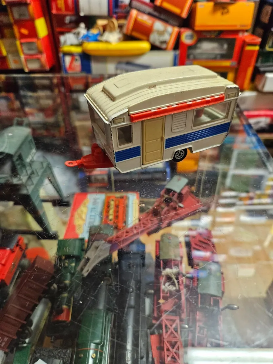 Corgi 1970's Caravan - Image 1