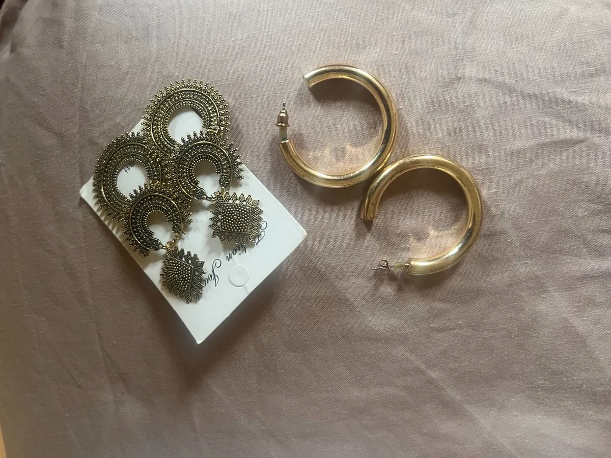 Earrings - Image 3