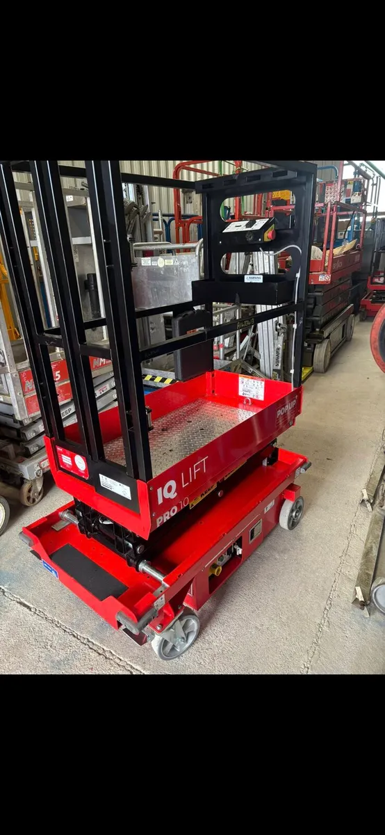 Cherry picker - Image 3