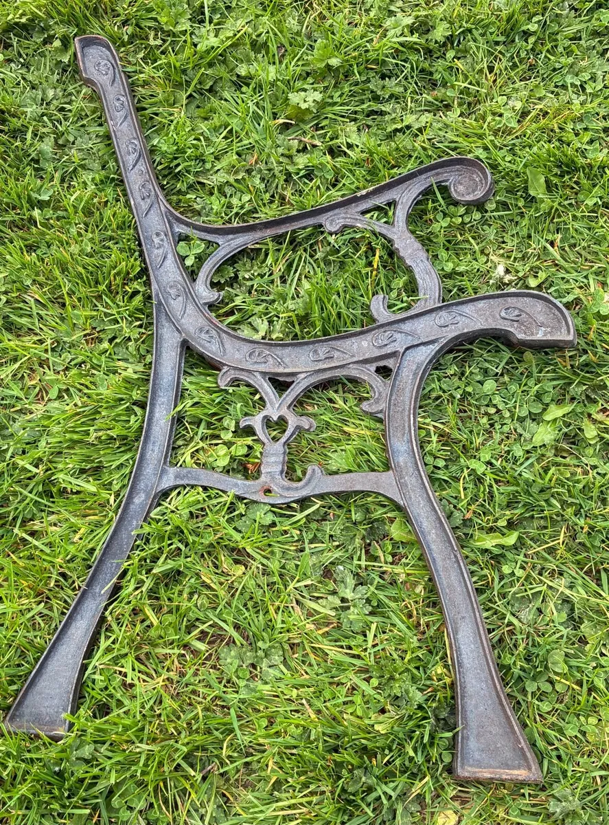 Cast iron bench ends - Image 2