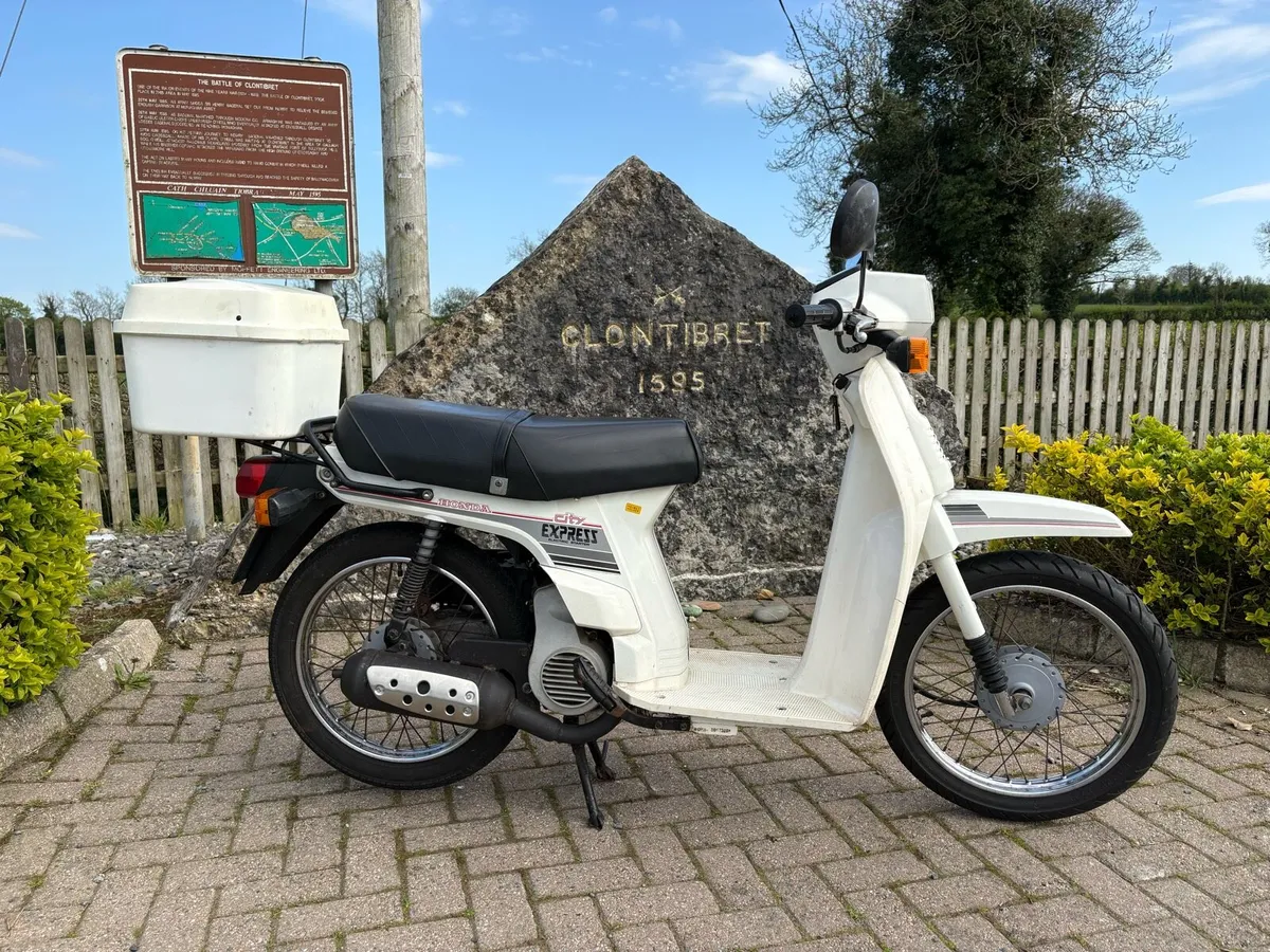 1987 Honda SH50 - Image 2