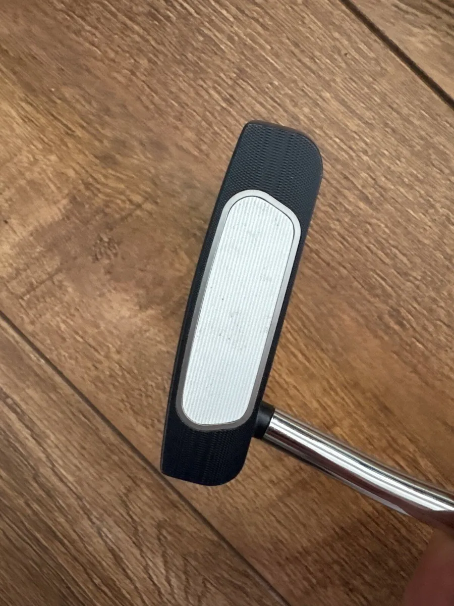 Odyssey ai one putter - Image 3