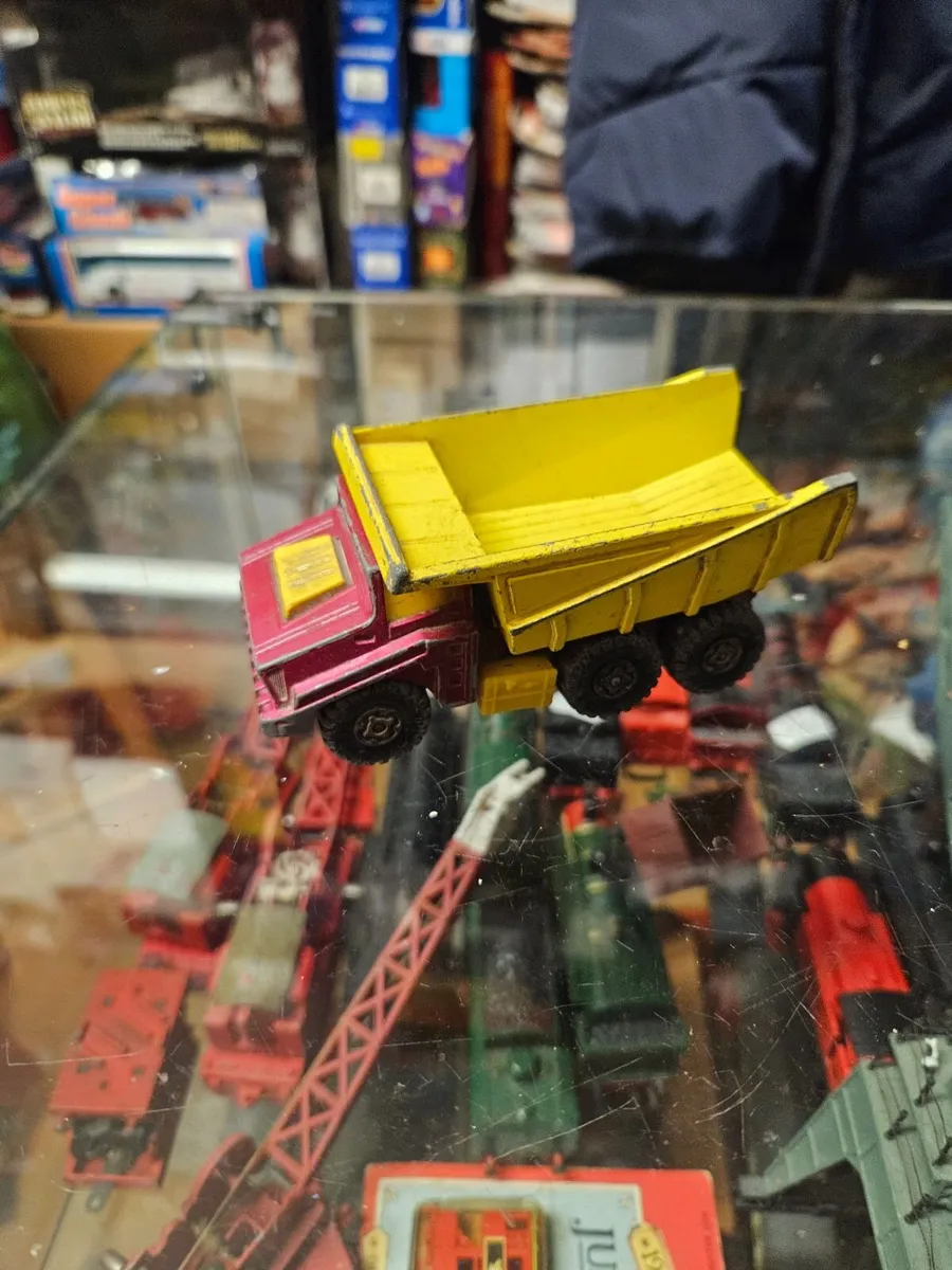 Matchbox Superkings Tipper Truck - Image 2