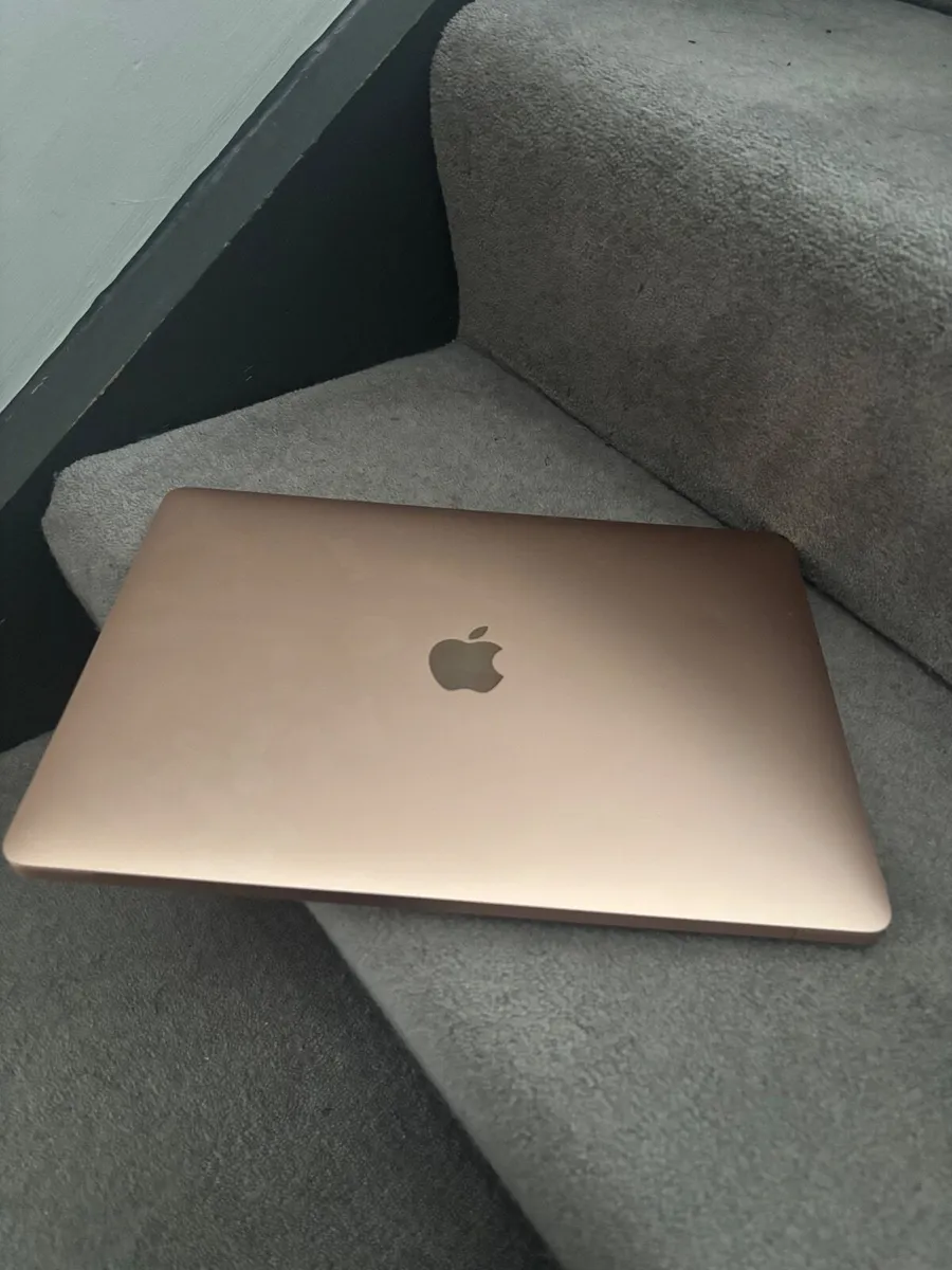 MacBook Air - Image 1