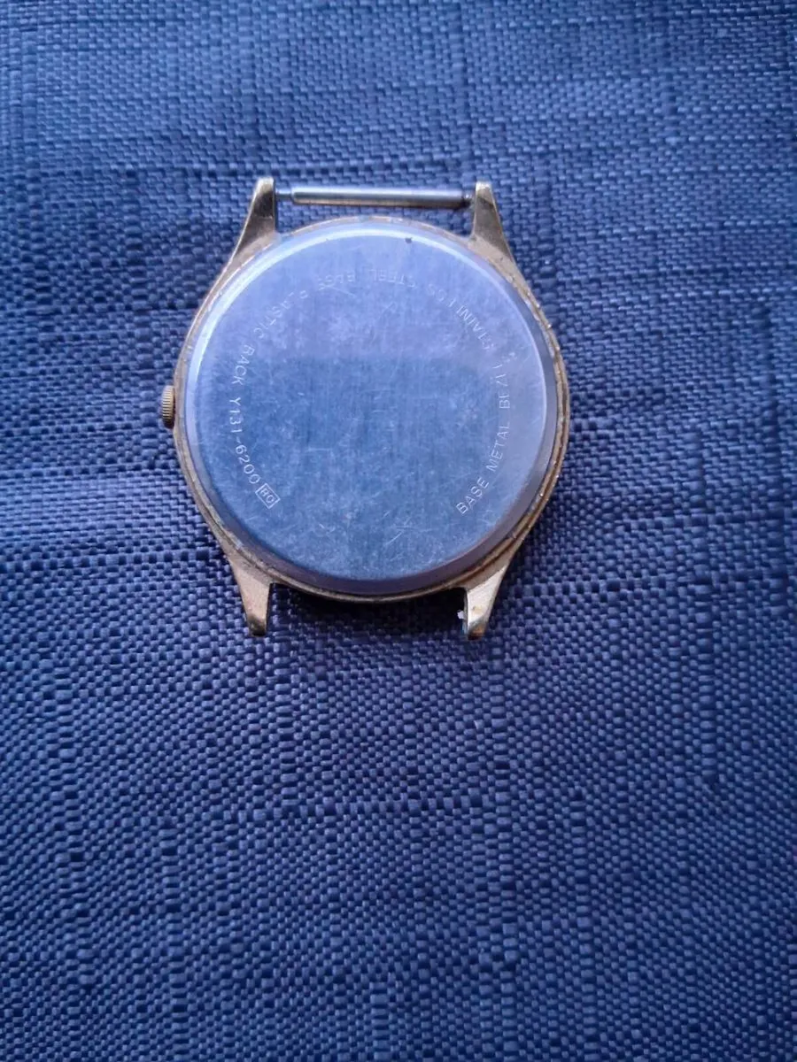 Men's Lorus Quartz Watch Face - Image 2