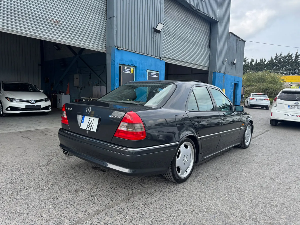 Mercedes Benz C280 AMG - Image 1