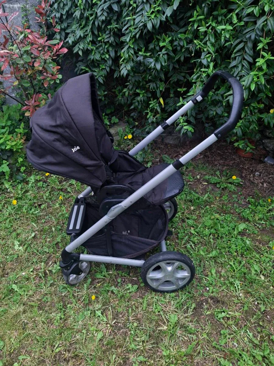 Joie Finiti™ 4-in-1 Signature Pushchair Bundle - Image 2