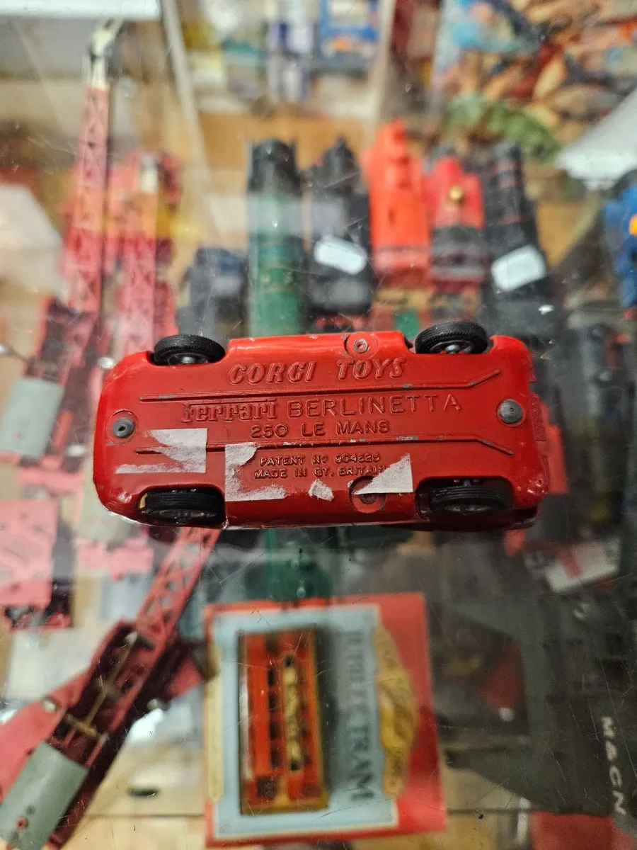 Corgi Ferrari - Image 2