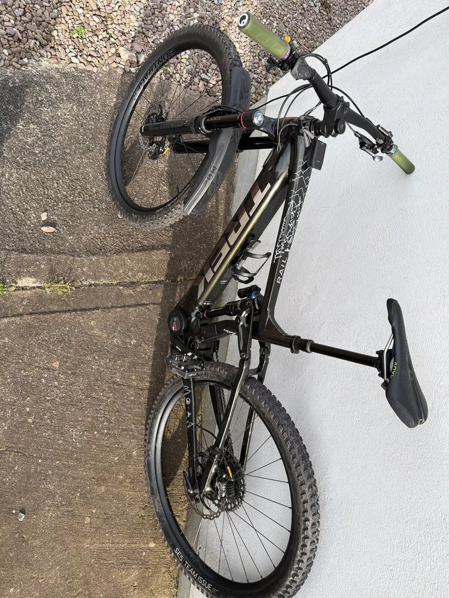 Trek Rail 2022 eMTB Size L - Image 3