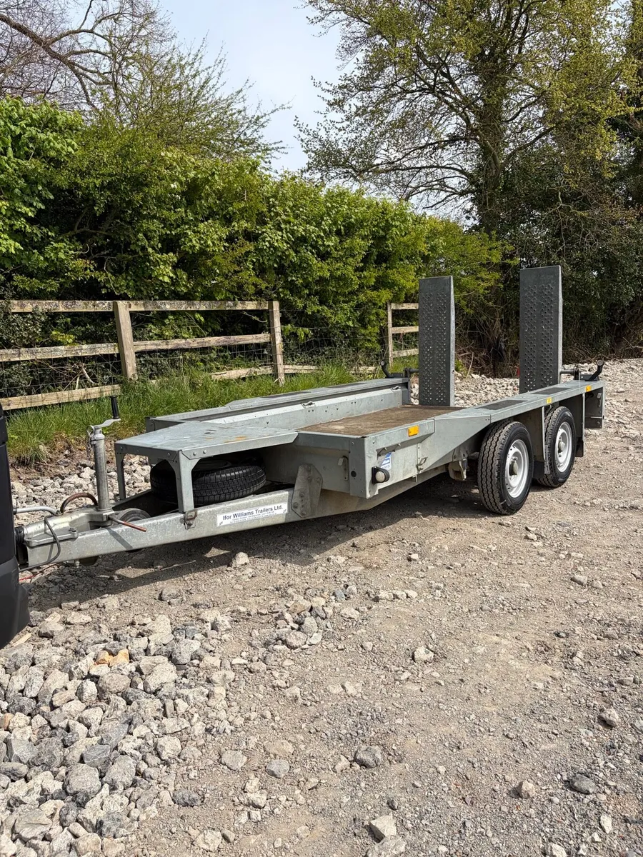 Ifor Williams 10x5 plant trailer - Image 1