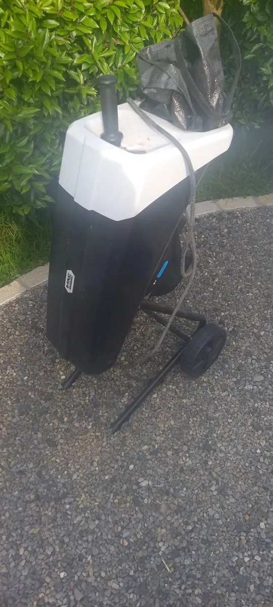 Garden shredder - Image 3