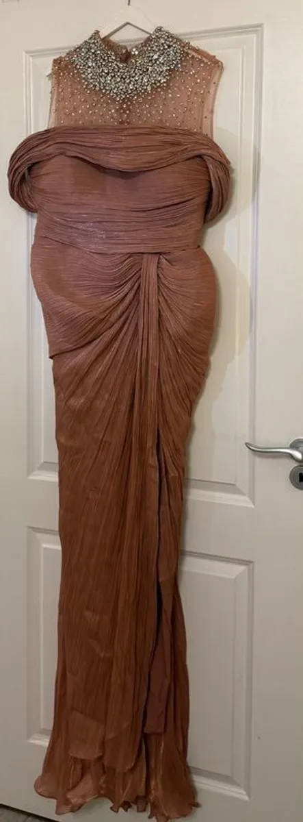 evening gown - Image 1