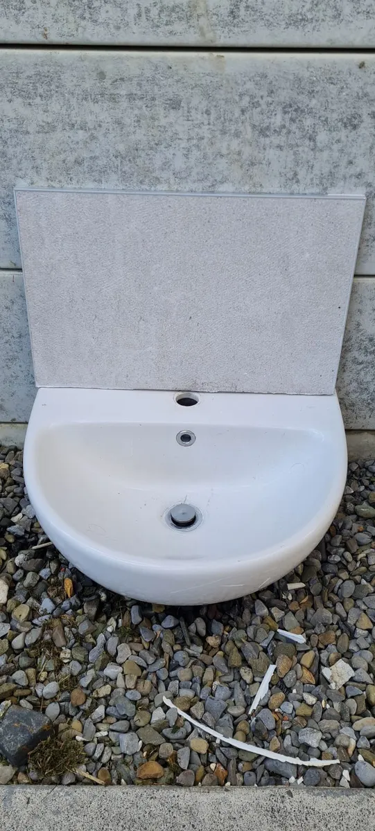 Bathroom Sink - Image 3