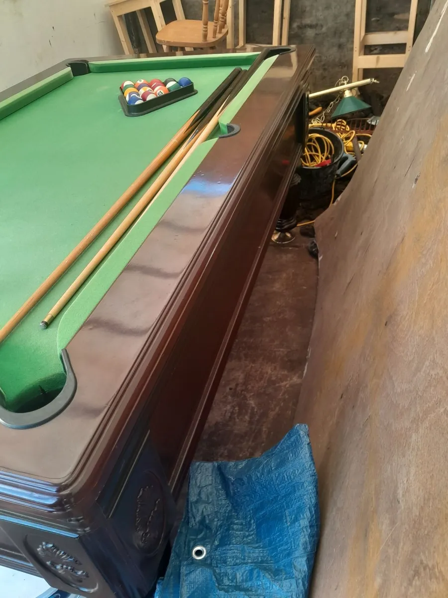 Pool table - Image 2