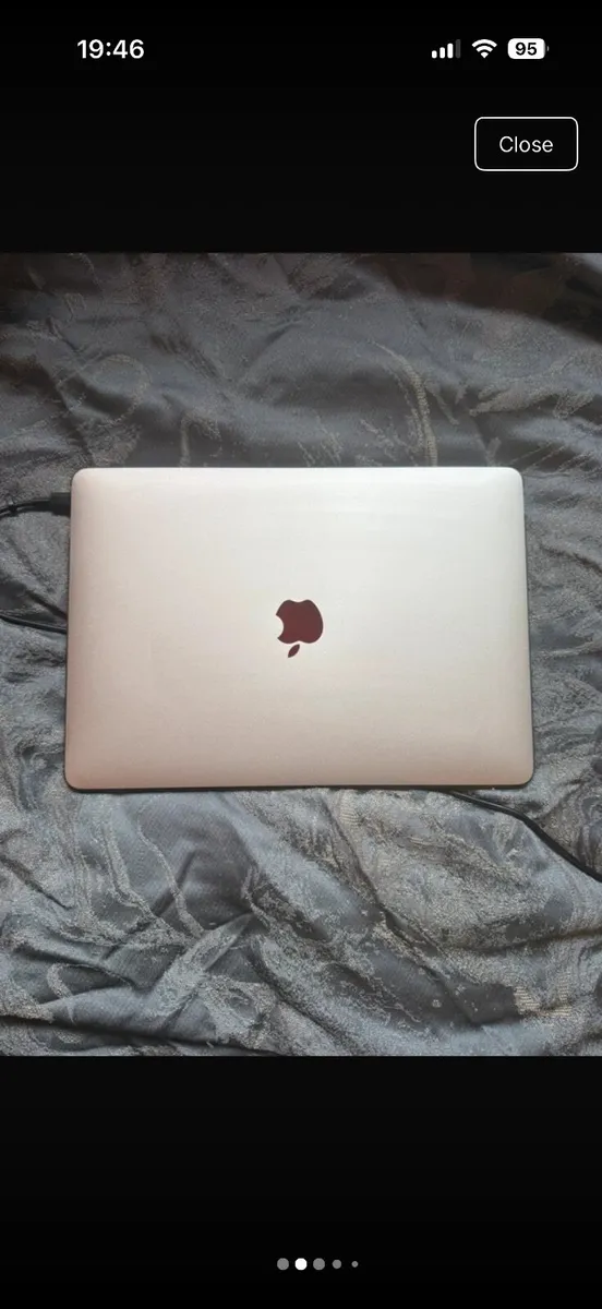 MacBook Air (2019) - Image 2