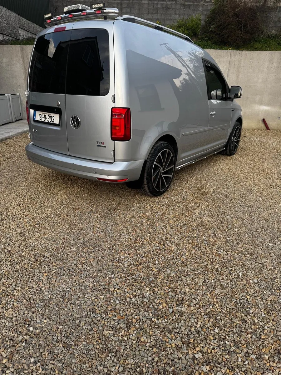 Volkswagen Caddy 2.0 - Image 2