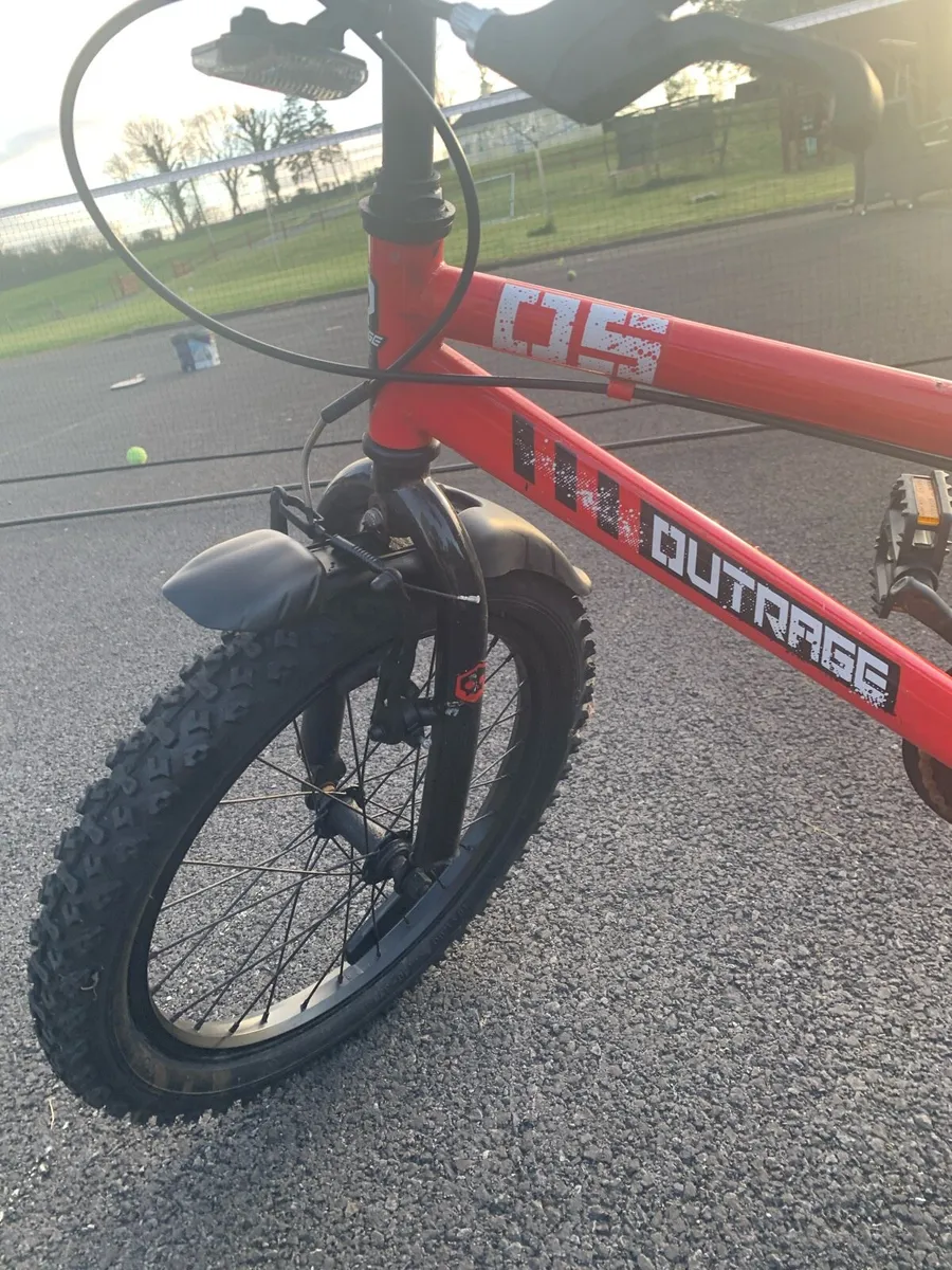 Kids bike in perfect condition - Image 2