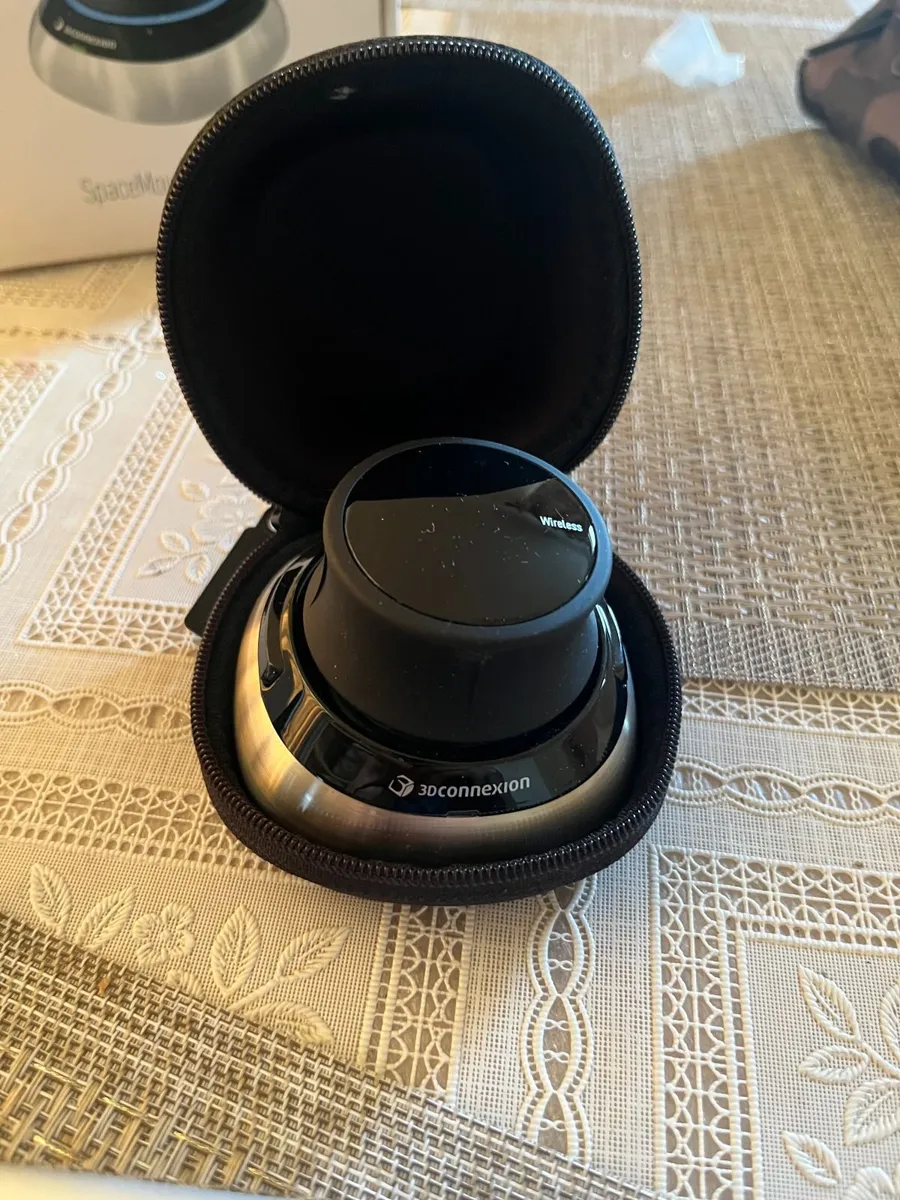SpaceMouse Wireless - Image 1