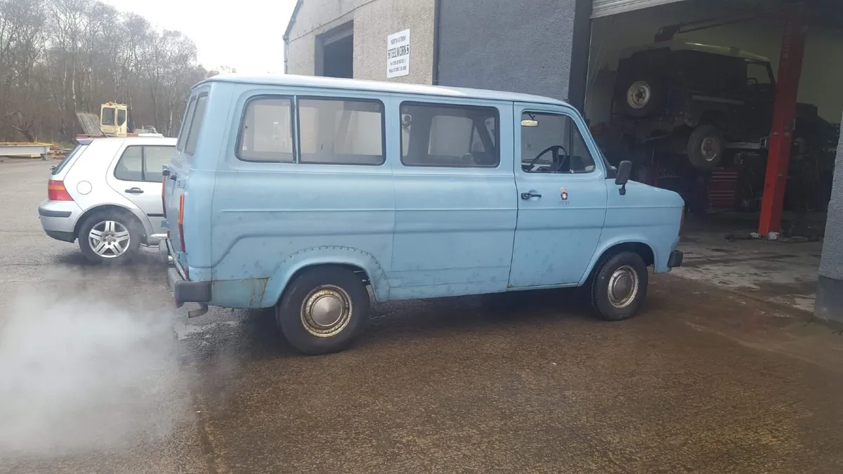 1983 Ford Transit Minibus - Image 1