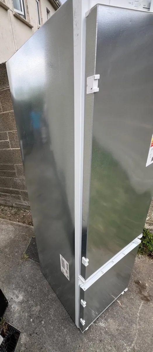 Fridge freezer - Image 3